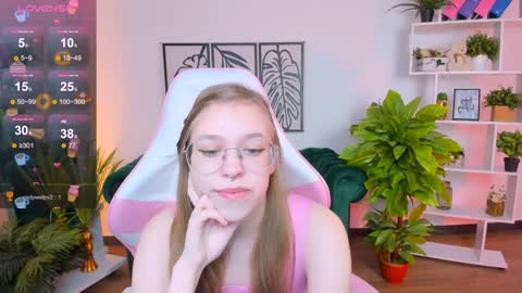 Snapshot of layriantavee chatting on 02-01-25, 07:05 layriantavee online show from 02-01-25, 07:05