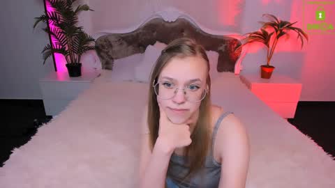 Snapshot of layriantavee chatting on 02-07-25, 07:40 layriantavee online show from 02-07-25, 07:40