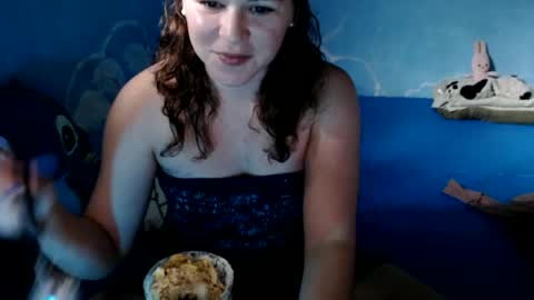 Snapshot of lazzy4ngel chatting on 06-25-26, 04:22 lazzy4ngel online show from 06-25-26, 04:22