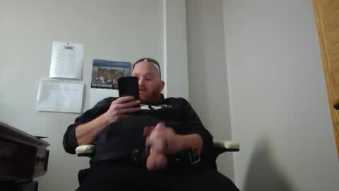 looking to chat and cum online show from 01-17-26, 12:48