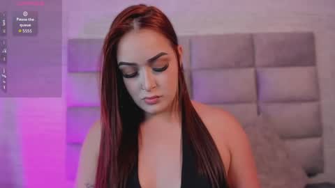 lea_walkerr online show from 05-22-26, 07:52