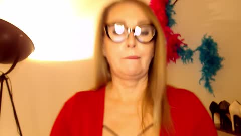 LEA online show from 01-13-25, 03:15