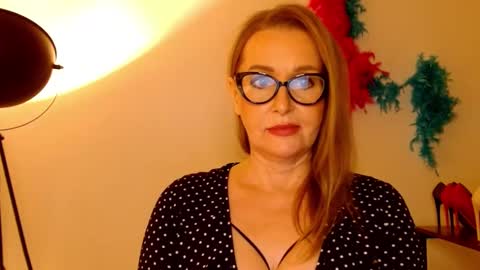 LEA online show from 02-20-25, 06:57