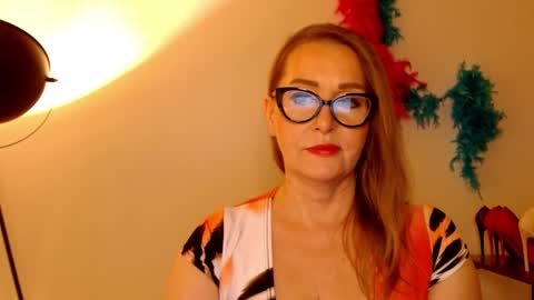 LEA online show from 03-06-25, 03:35