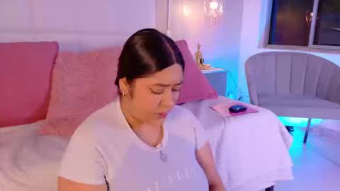 Leah online show from 09-13-25, 03:01