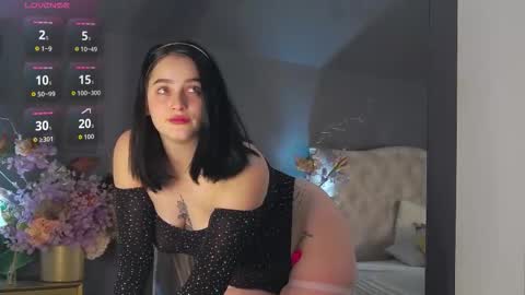 Dia online show from 11-06-25, 05:52