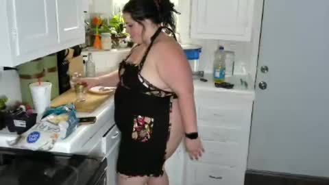 Snapshot of leahjewel chatting on 08-06-26, 12:56 Leah jewel online show from 08-06-26, 12:56