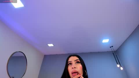 Snapshot of leahlombardi_ chatting on 12-04-25, 03:16 leahlombardi_ online show from 12-04-25, 03:16