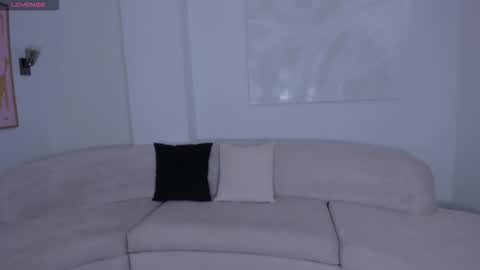 Snapshot of leahnovac chatting on 11-10-25, 11:09 leahnovac online show from 11-10-25, 11:09