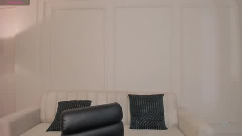 Snapshot of leahnovac chatting on 12-05-25, 11:19 leahnovac online show from 12-05-25, 11:19