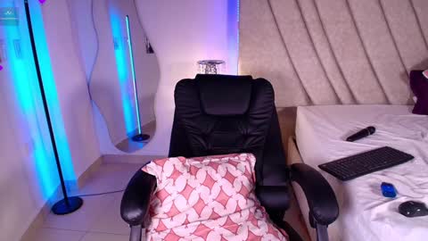 Instagram Leahprada  online show from 01-02-25, 11:16