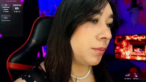 Snapshot of leahtemptation chatting on 10-30-25, 08:49 leah online show from 10-30-25, 08:49