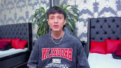 Lean online show from 03-31-26, 03:34