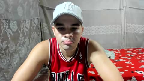 Snapshot of leandro49112 chatting on 03-10-25, 01:45 leandro49112 online show from 03-10-25, 01:45