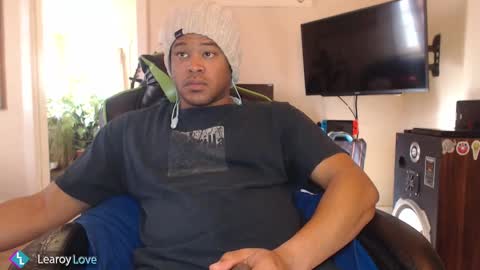 Snapshot of learoy chatting on 01-07-25, 07:06 Learoy online show from 01-07-25, 07:06