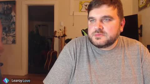 Snapshot of learoy chatting on 01-20-25, 05:37 Learoy online show from 01-20-25, 05:37