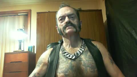 leathergreaser online show from 01-31-25, 07:08