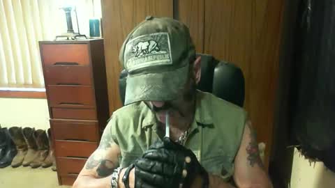 leathergreaser online show from 02-22-25, 11:24