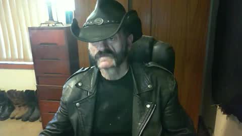 leathergreaser online show from 09-13-25, 09:14