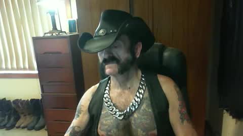 leathergreaser online show from 09-27-25, 12:15