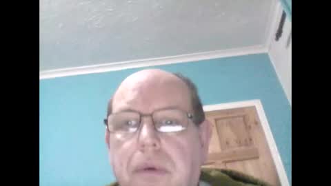 Snapshot of leatherpants68 chatting on 02-08-25, 09:15 leatherpants68 online show from 02-08-25, 09:15