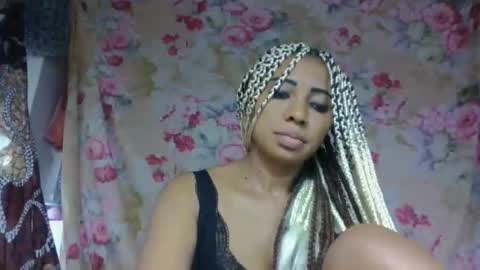 leatianaa online show from 05-21-26, 08:43