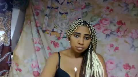 leatianaa online show from 05-25-26, 12:27