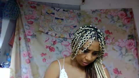 leatianaa online show from 05-26-26, 01:34