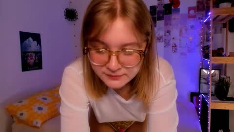 Ellie online show from 11-28-25, 07:11