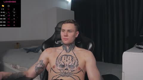 Snapshot of lechery_boy chatting on 01-27-25, 06:41 Lechery boy online show from 01-27-25, 06:41