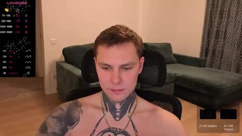 Snapshot of lechery_boy chatting on 11-22-25, 11:48 Lechery boy online show from 11-22-25, 11:48