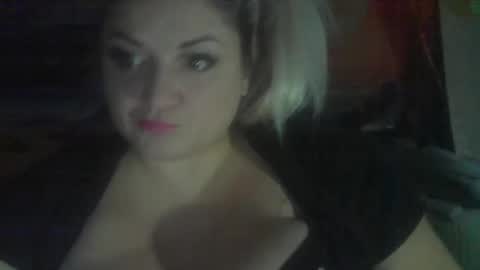 Snapshot of ledsytreidx chatting on 11-01-25, 10:39 LedsyTreidX online show from 11-01-25, 10:39