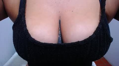 Snapshot of lee_marash chatting on 05-25-26, 12:33 lee_marash online show from 05-25-26, 12:33