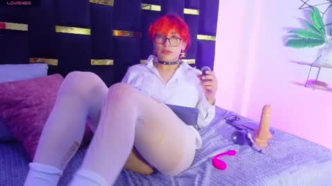 leeh online show from 06-26-26, 02:21