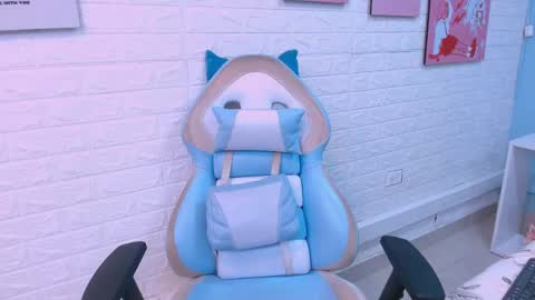 Leah Carter  online show from 05-09-26, 03:45