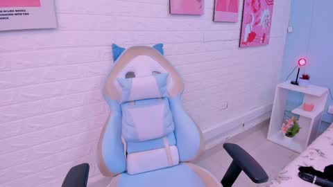 Leah Carter  online show from 05-15-26, 03:46