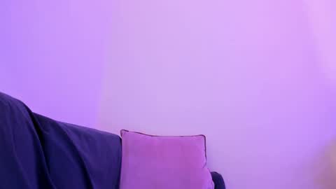 Snapshot of leefoxx chatting on 10-02-25, 04:41 Leefoxx online show from 10-02-25, 04:41