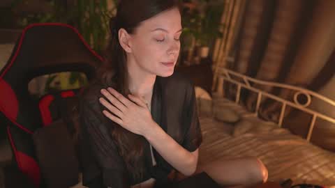 leekta online show from 12-17-24, 09:05