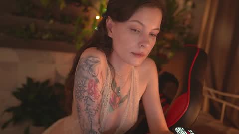 leekta online show from 12-22-24, 10:04