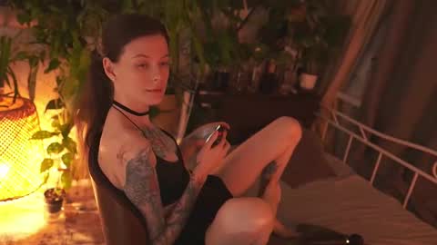 leekta online show from 02-15-25, 08:54