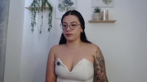 leena_rosee online show from 05-27-26, 02:47