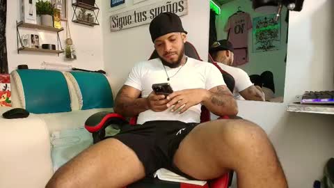 leenar_key online show from 11-28-25, 07:16