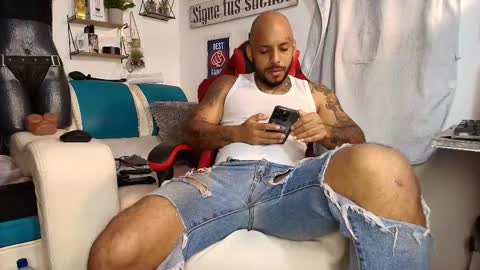 leenar_key online show from 12-20-25, 12:45