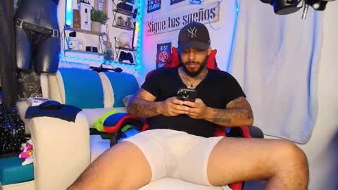 leenar_key online show from 03-21-26, 04:43