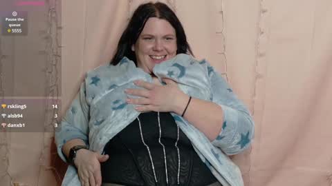 Leenie online show from 02-09-25, 01:44