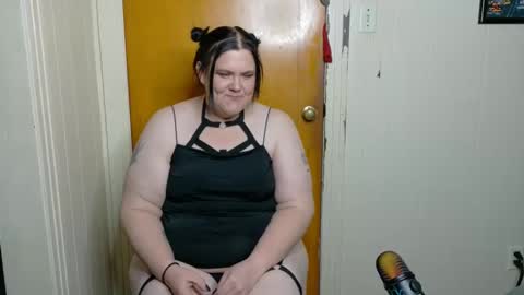 Leenie online show from 03-02-25, 05:36