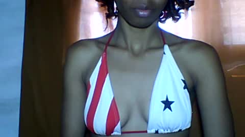 Snapshot of leeromi chatting on 07-15-26, 11:37 leeromi online show from 07-15-26, 11:37
