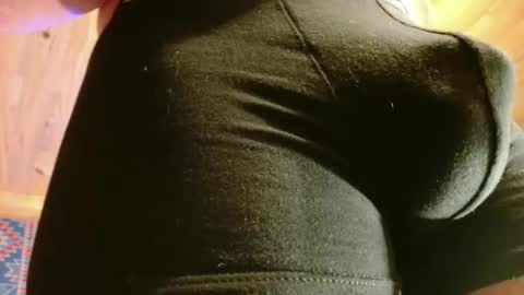 Snapshot of lefrancais33000 chatting on 01-17-26, 08:12 Dliciousman online show from 01-17-26, 08:12