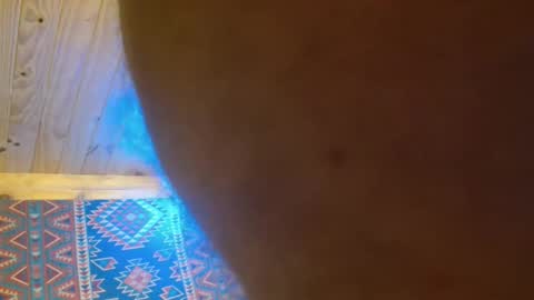 Snapshot of lefrancais33000 chatting on 05-25-26, 01:50 Dliciousman online show from 05-25-26, 01:50