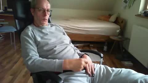 Dave online show from 03-02-25, 02:00